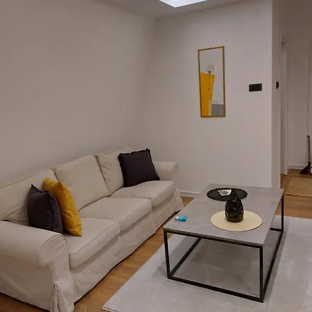 Fiore アパート *